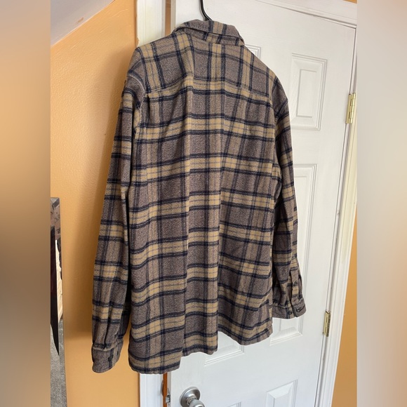 Patagonia Flannel Button Down Shirt - Picture 3 of 3